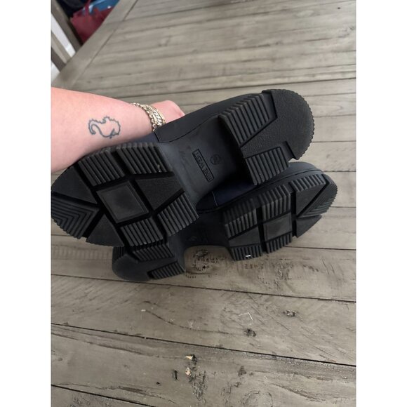 Nine West Iola Chelsea Lug Sole Booties Rain Boots Navy Blue Size 7.5 - Picture 8 of 8